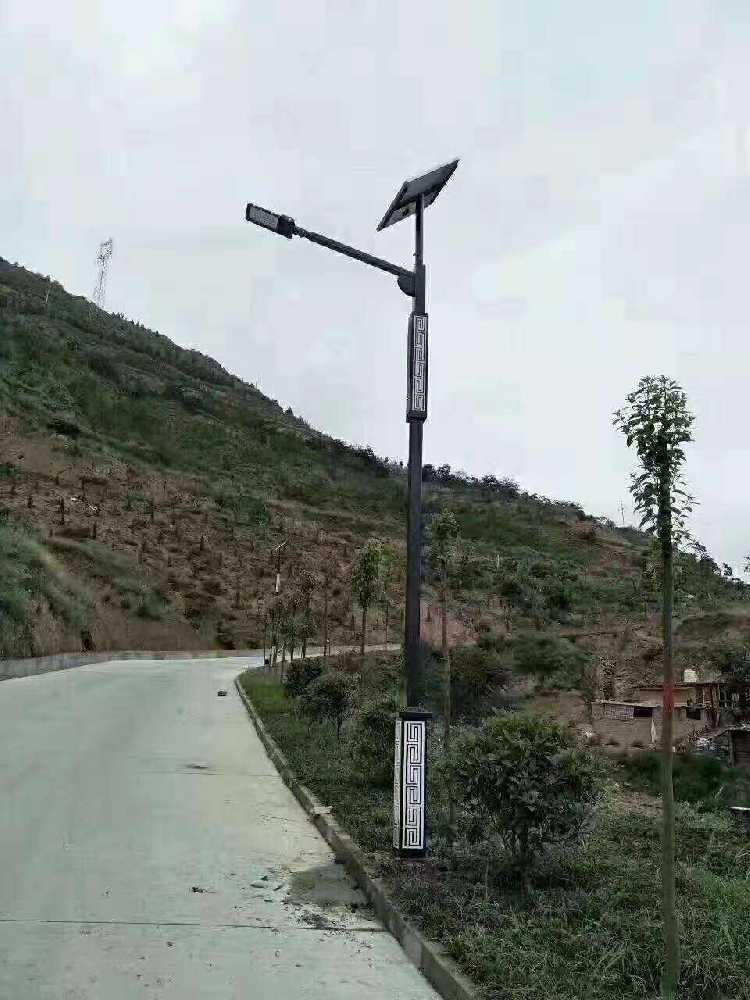 凤凰县仿古太阳能路灯